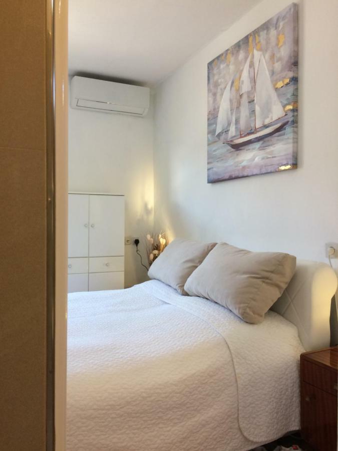 Apartment Marina Komiza Bagian luar foto